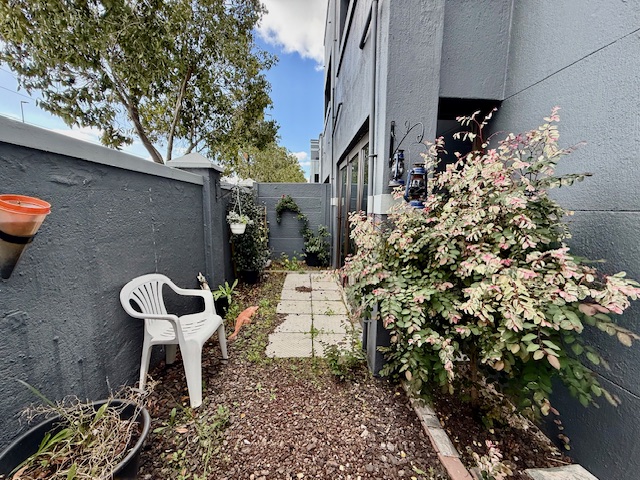 2 Bedroom Property for Sale in Parklands Western Cape